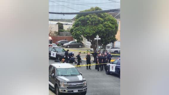 2 cyclists injured in crash involving Daly City police vehicle