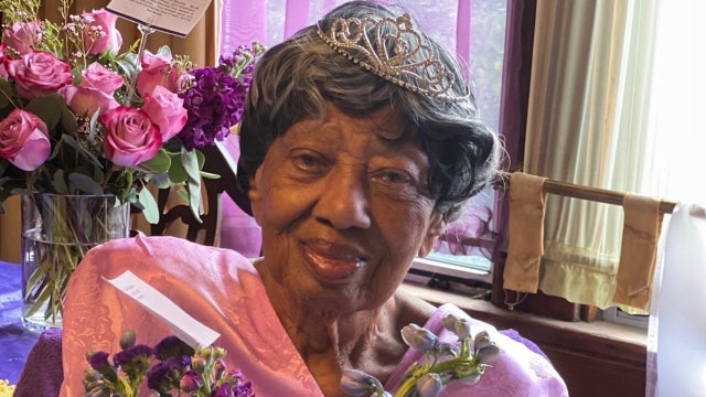 Oakland woman, a 'Rosie the Riveter,' turns 105