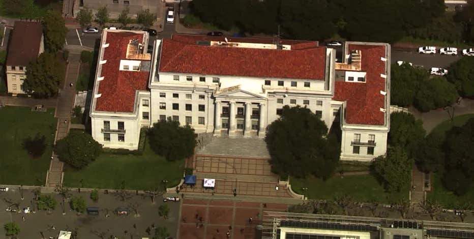 Man's body discovered on UC Berkeley campus; no indication of foul play, officials say