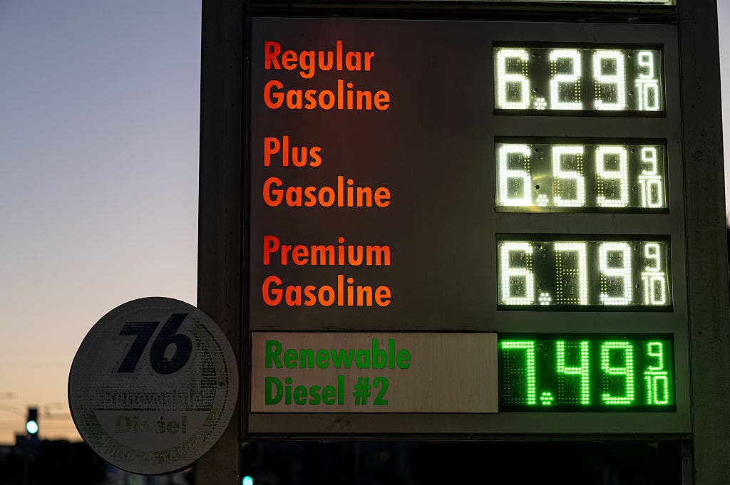 California gas prices reaching all-time highs ahead of Memorial Day
