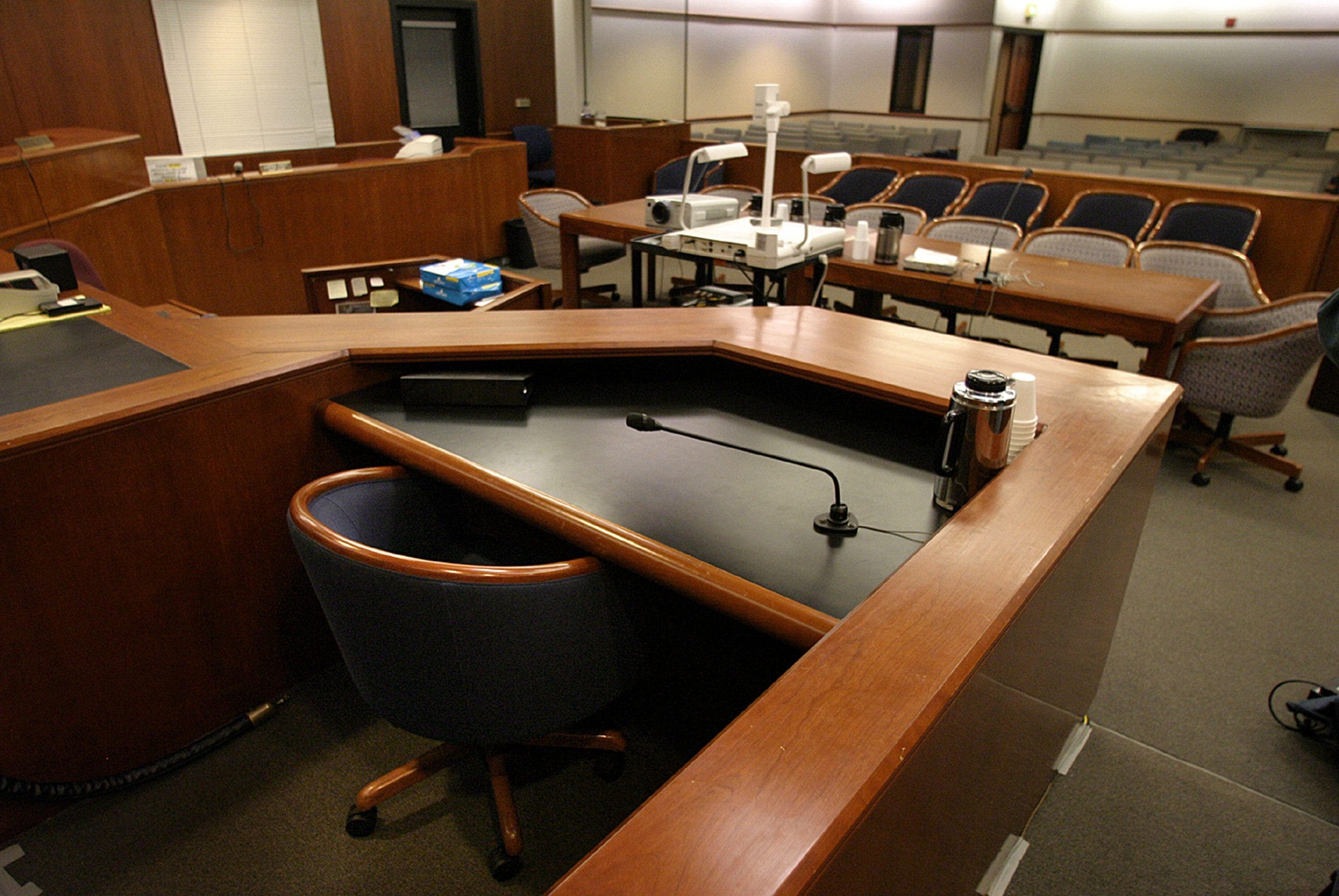 San Francisco Immigration Court halts hearings ahead of closure