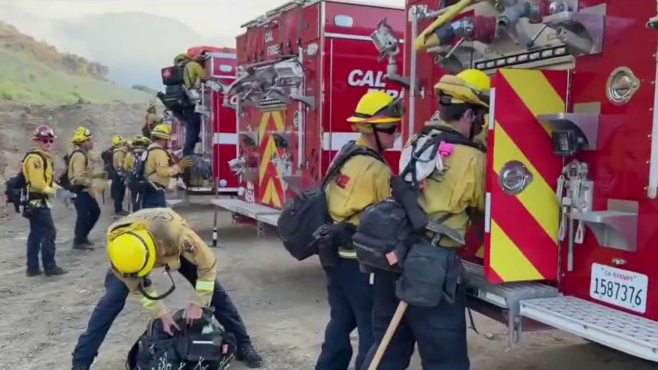 Wildfire in Ventura County's Simi Valley prompts mandatory evacuations