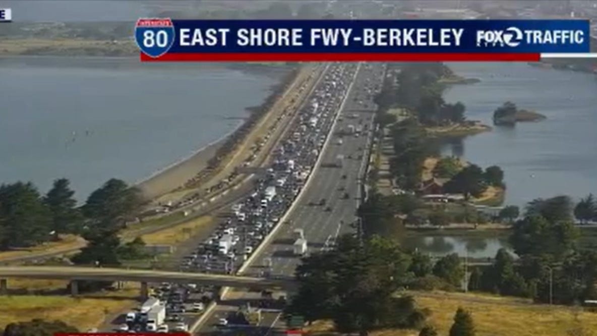 Deadly motorcycle crash at Bay Bridge toll plaza