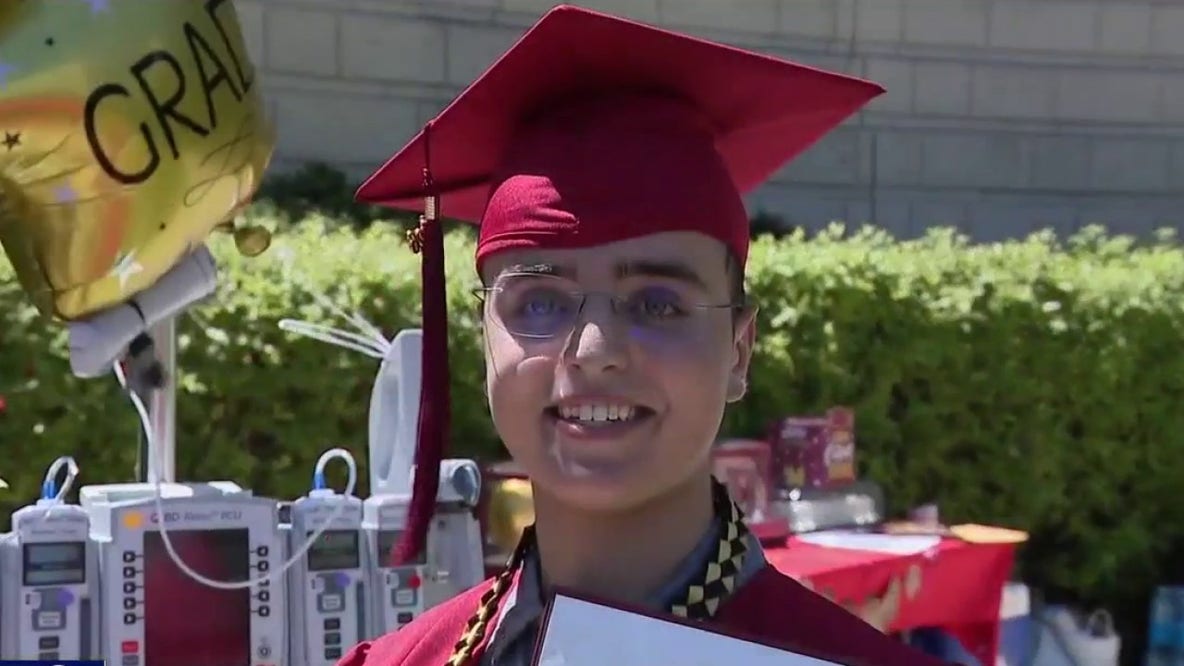 Patient awaiting heart transplant celebrates graduation milestone