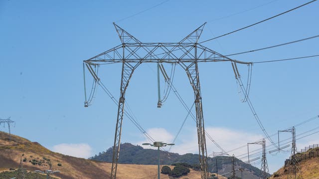 PG&E warns of possible power shutoffs in North Bay due to wind