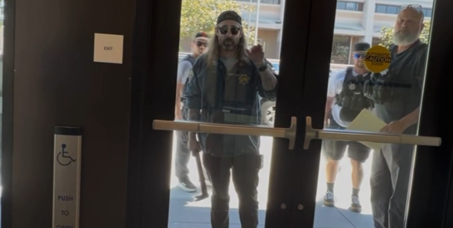 Outcry after SFPD raids Oakland complex with ties to ex-Black Panther leader