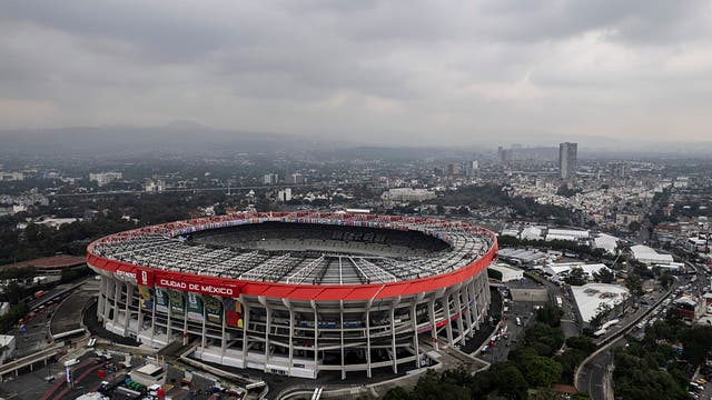 Mexico cruises to 2-0 victory over South Africa