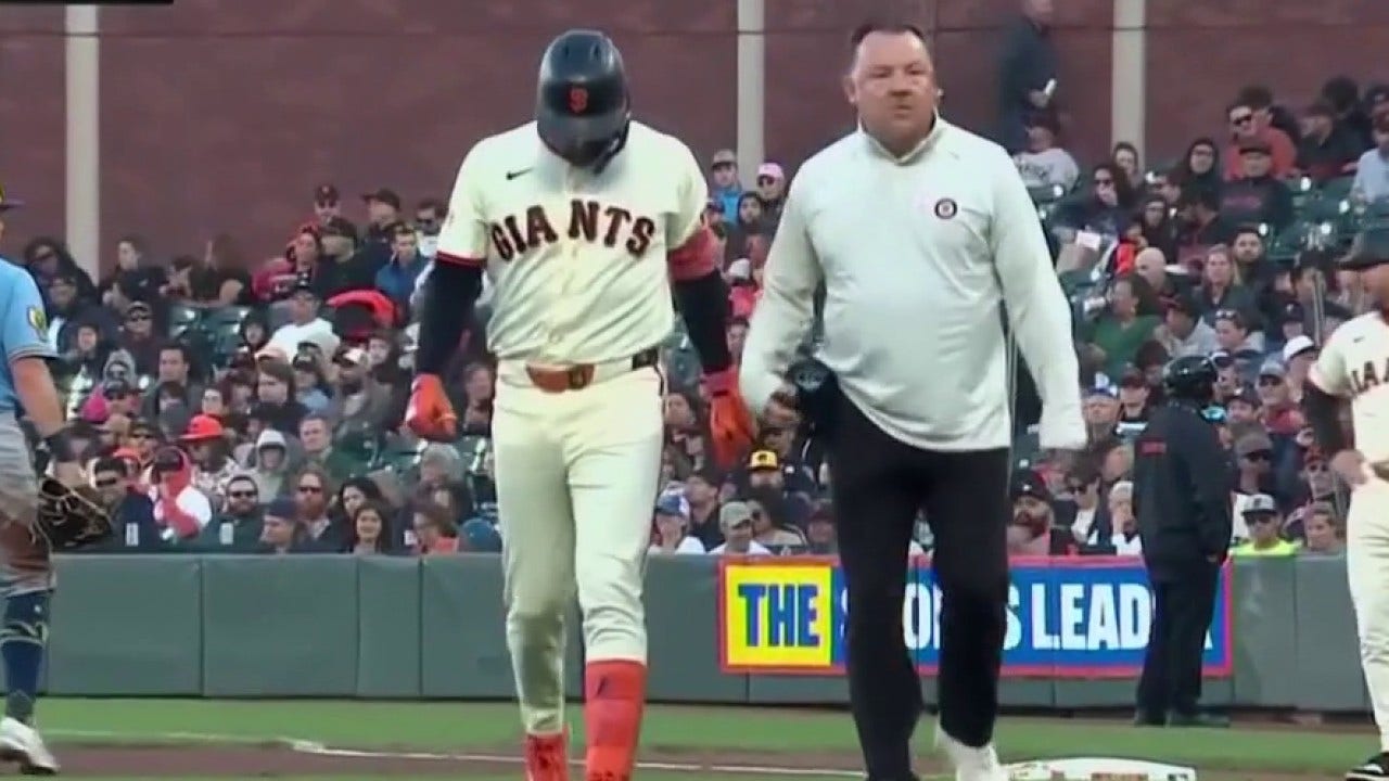 San Francisco Giants' Casey Schmitt injures left leg in win over Brewers