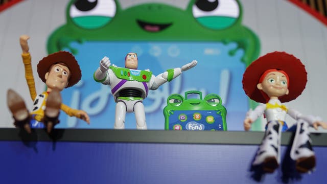 'Toy Story 5' screen time plot mirrors real struggle for parents, California psychologist says