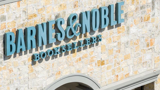 Barnes & Noble to close Redwood City store after 33 years