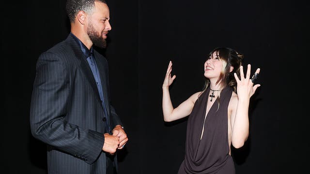 Warriors' Steph Curry, Olympian Alysa Liu represent Oakland at ESPYs