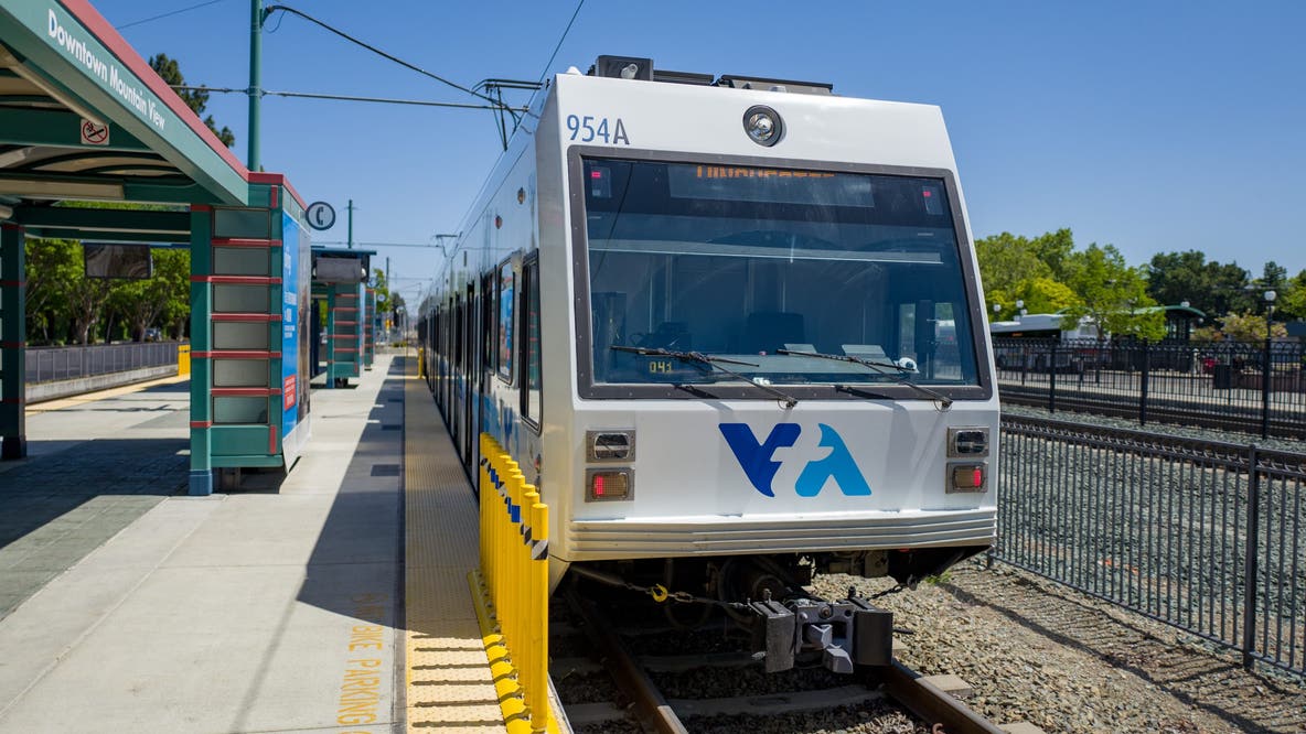 VTA Orange Line service disrupted after overhead wire issue discovered