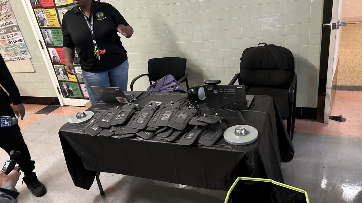 OUSD enacts one of strictest cell phone bans in Bay Area