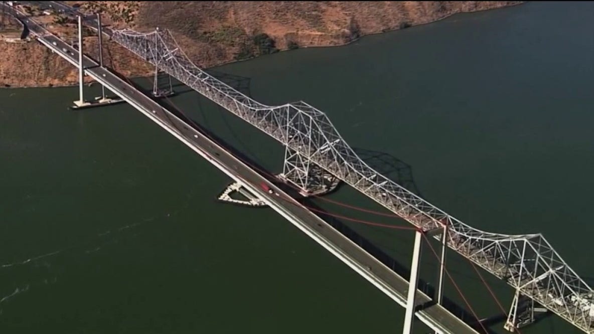 Carquinez Bridge closed this weekend starting Friday night, 101 construction too