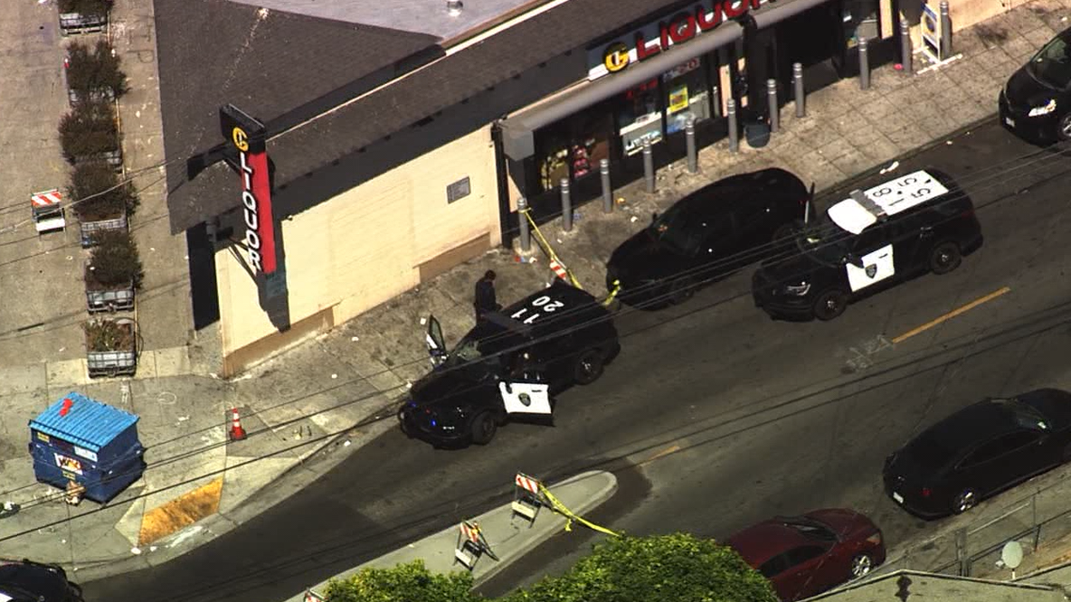 East Oakland shooting leaves 1 person dead, police say
