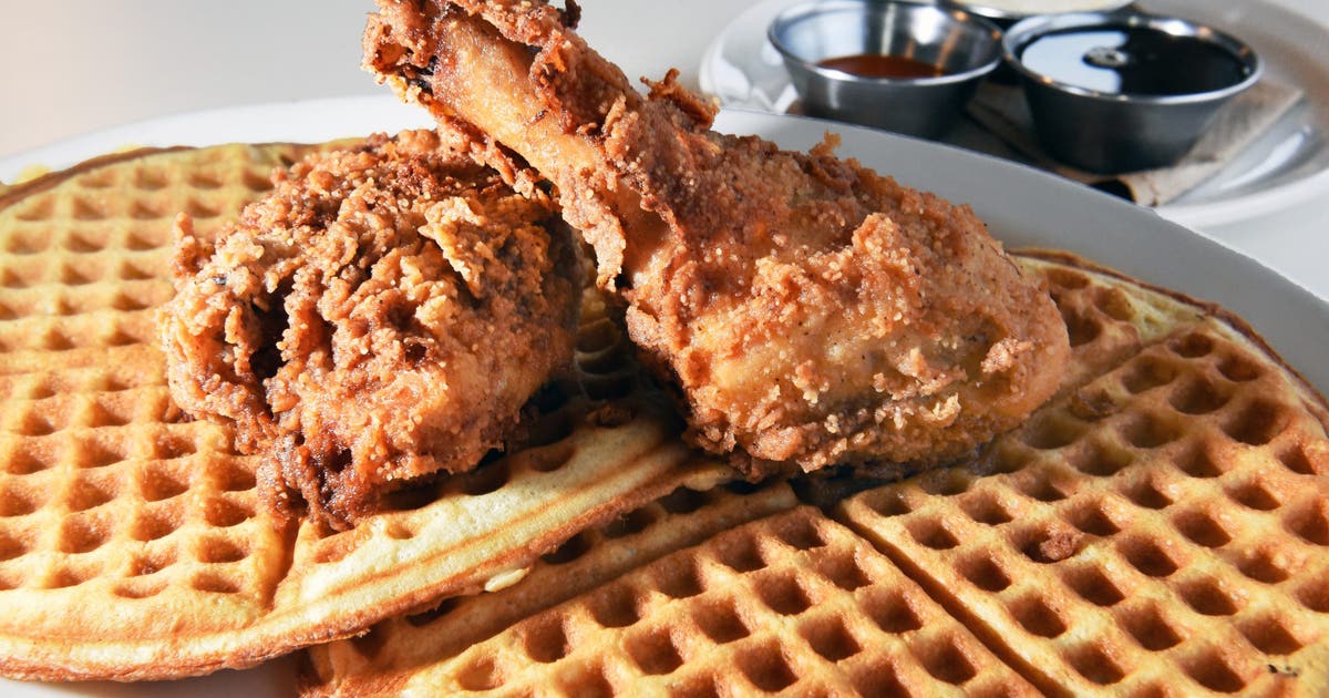 Oakland's Home of Chicken and Waffles permanently closes doors on Monday