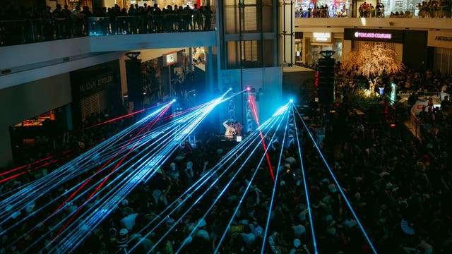 Thousands pack a Bay Area mall for an after-hours rave. 'We made history,’ organizers said.