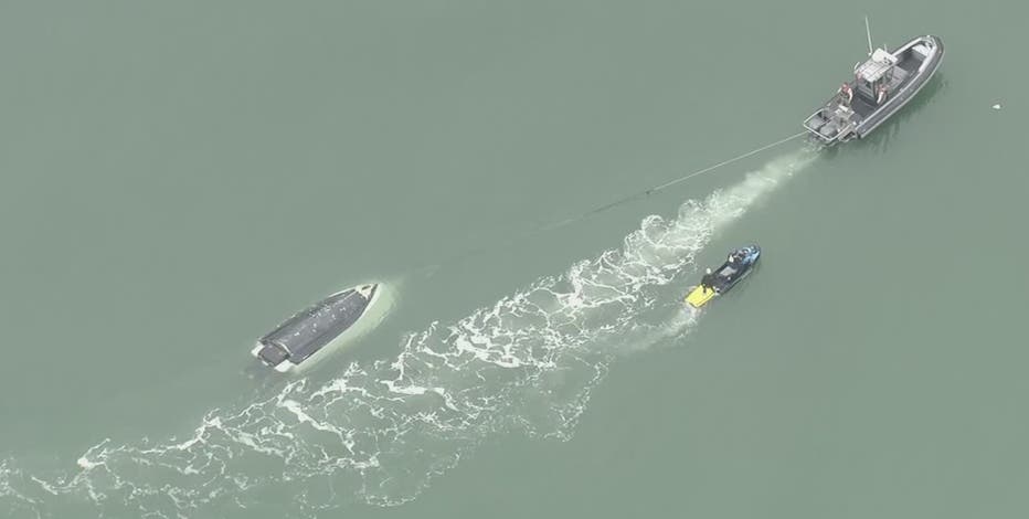 Fishing boat hits rocks near Golden Gate Bridge; 1 dead, 2 injured