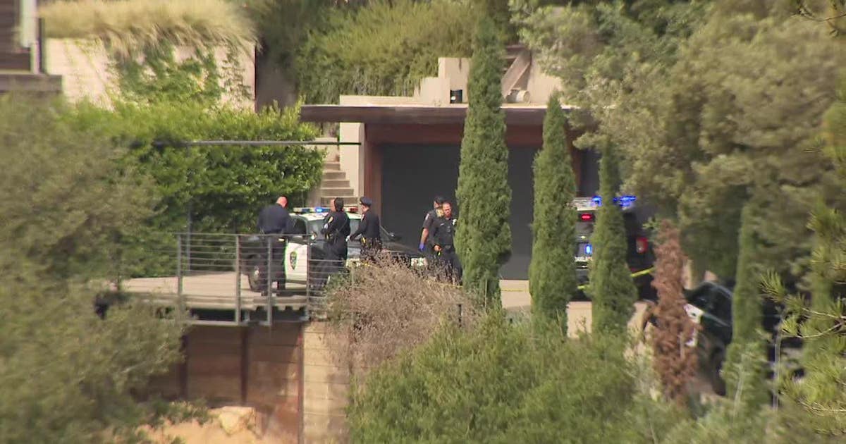 Photo: KTVU Two People Fatally Shot at Oakland Hills Home Near UC Berkeley