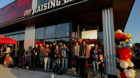 This Bay Area city got its second Raising Cane's in a span of weeks, drawing hundreds for the grand opening