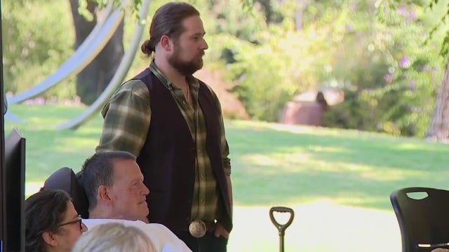 Country singer and quadriplegic lyricist meet for first time after decade of remote music making