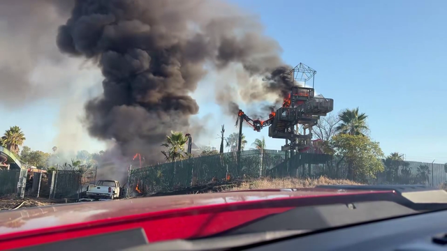 Brush fire near CaliBunga Waterpark in San Jose spreads to water slide