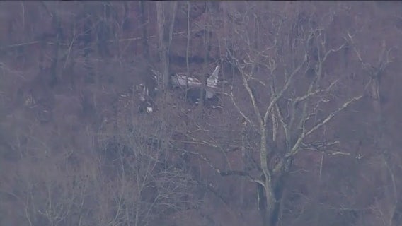 2 victims ID'd in small plane crash near Westchester County Airport