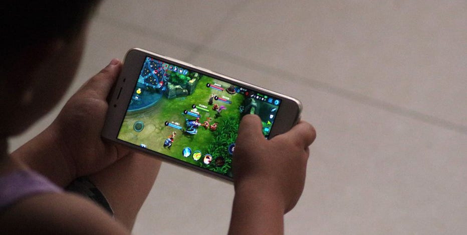 China allows children under 18 to play online games for one hour