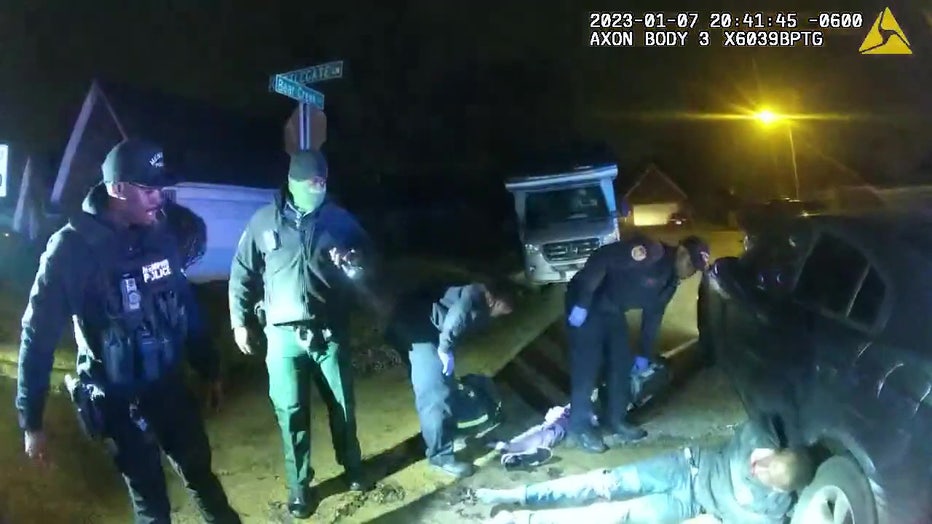Tyre Nichols bodycam video shows police beating Memphis father for ...