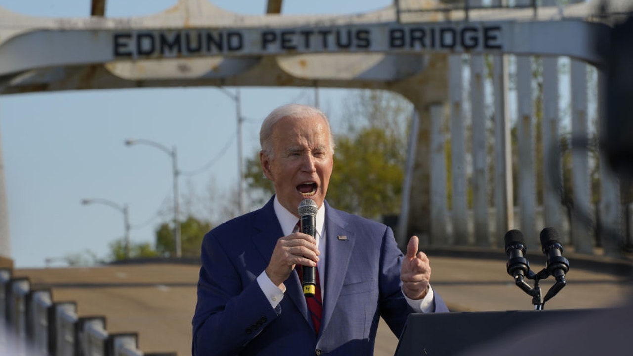 Joe Biden's first 2024 foe: His enthusiasm problem with Democratic voters -  Roll Call