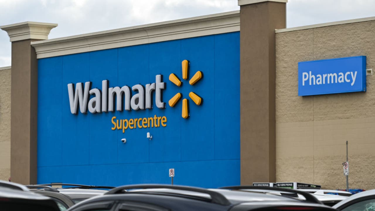 Walmart removes T shirt after customers spot hidden vulgar word