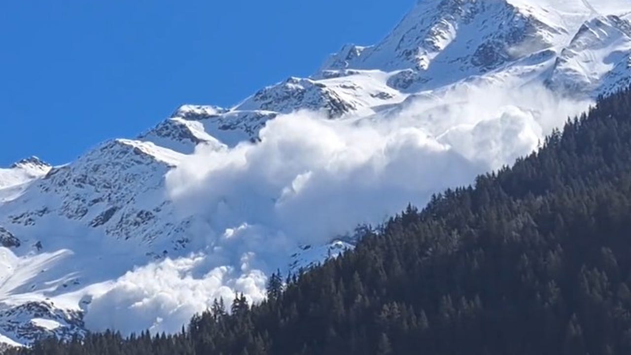 French Alps Tragedy: 4 Killed In Avalanche | LiveNOW From FOX