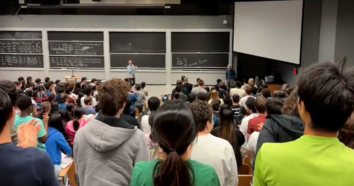 Mit Famous Math Lecturer Watch: 'Legendary' math professor, 88, gets standing ovation after ...
