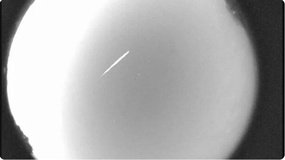 An Eta Aquarid meteor streaks over north Georgia on April 29, 2012.(NASA)