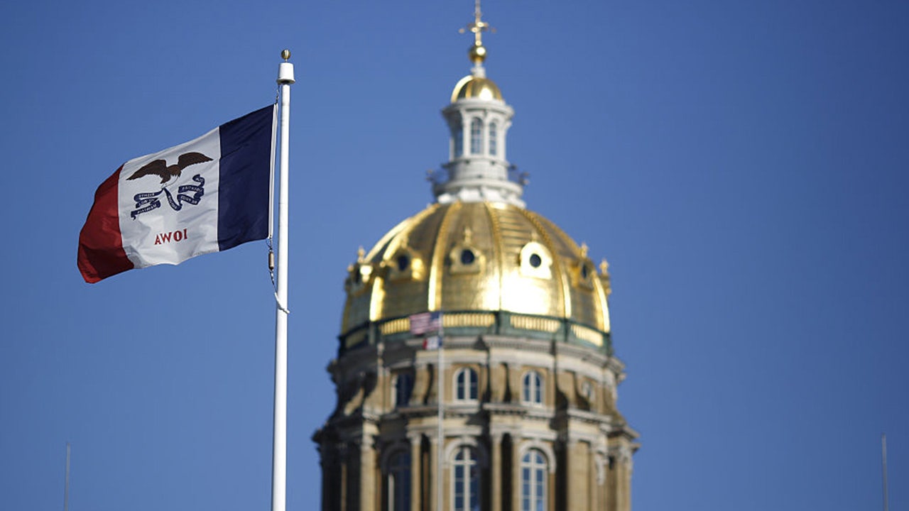 Iowa Lawmakers Pass 6-week 'heartbeat' Abortion Ban During Special ...