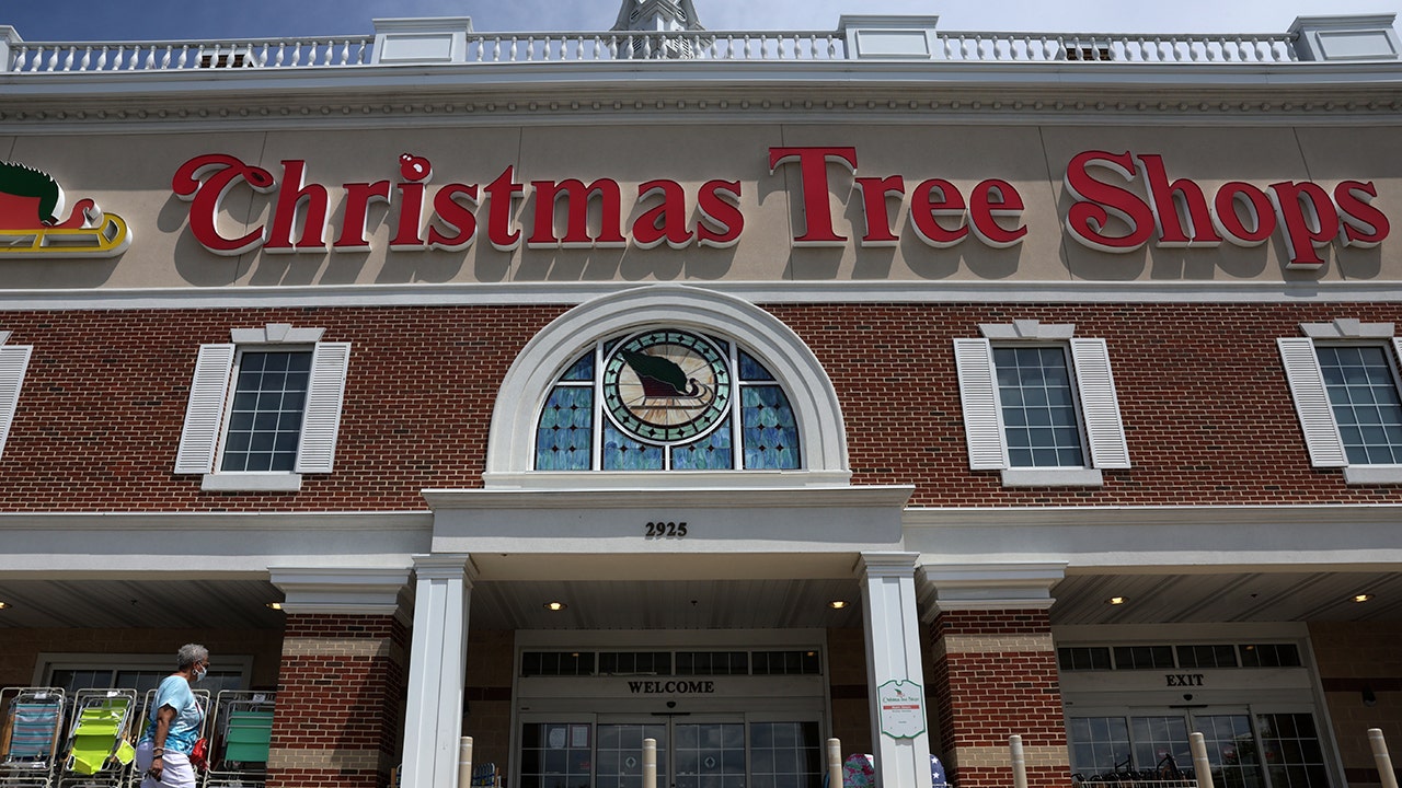 Christmas Tree Shops To Close All Stores After Filing For Bankruptcy In ...