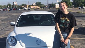 Teen wins car in raffle after attending stranger's funeral