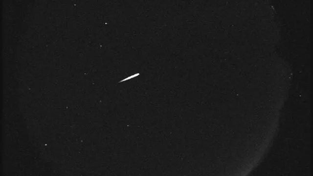 Look up tonight: The Orionids meteor shower peaks as debris from Halley's comet lights up the night sky