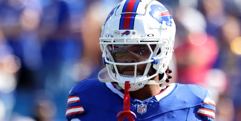 Safety Damar Hamlin makes Bills' 53-player roster 8 months after near-death  experience – KGET 17