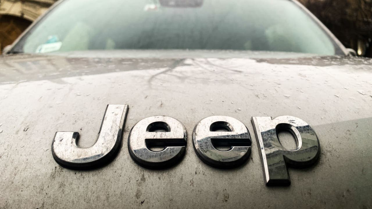 Over 32,000 Hybrid Jeep Wrangler SUVs Recalled Over Potential Fire Risk ...