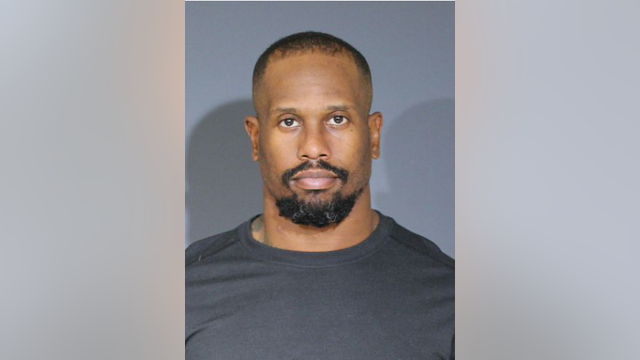 Von Miller accused of grabbing neck, pushing pregnant girlfriend in Dallas, police say