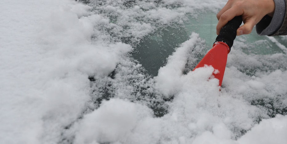 Keep Your Car Clear of Snow and Ice - State Farm®