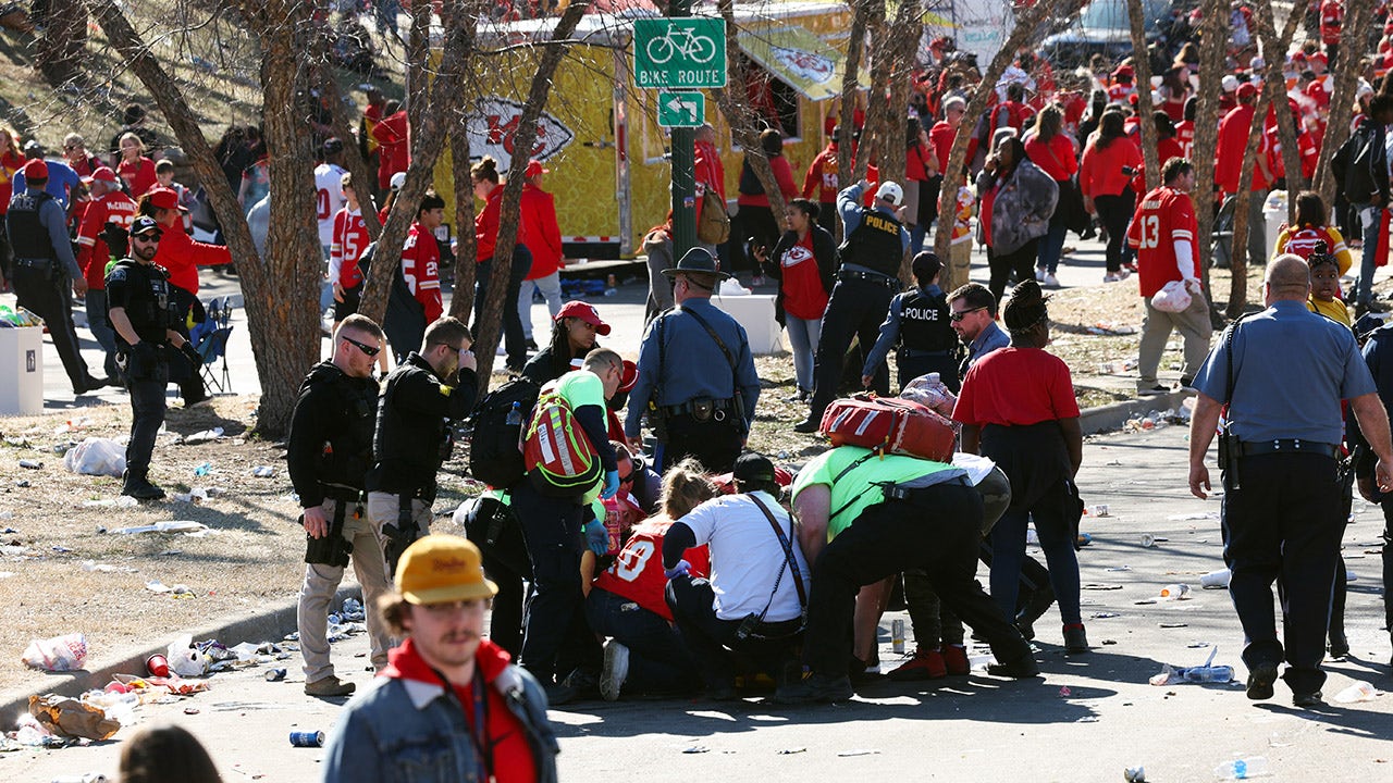 Kansas City Chiefs Parade Shooting: Beloved Radio DJ Killed, 21 Injured ...