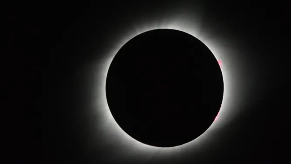 Will weather cooperate for total solar eclipse in April?