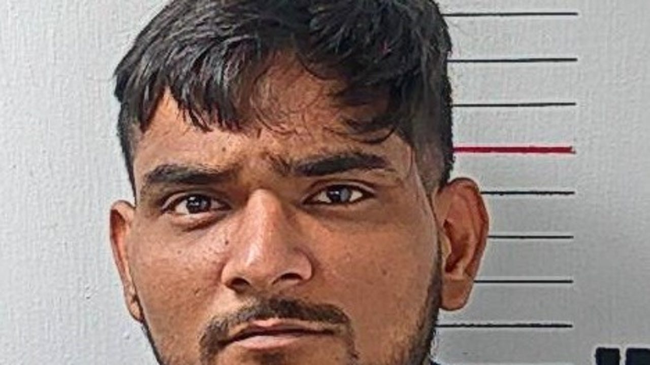 Store clerk accused of stealing 1M lottery ticket from rightful owner