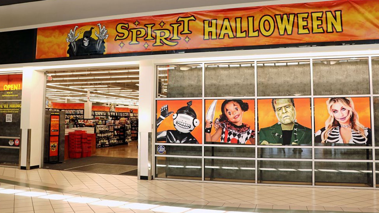 The halloween store discount