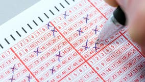 Man hits lottery jackpot day after just missing big win by one number