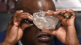 2,492-carat diamond found in Botswana; largest since 1905