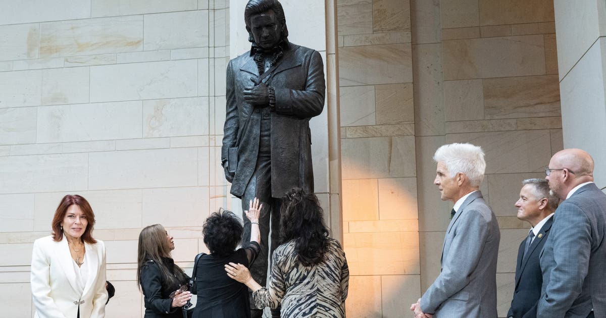 Johnny Cash statue unveiled at US Capitol as iconic Arkansas figure ...