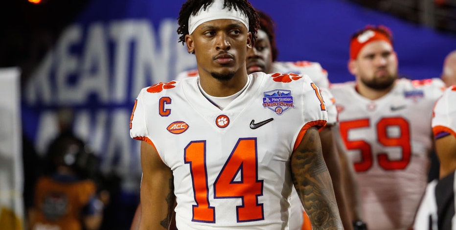 Diondre Overton, national champion wide receiver for Clemson, dead at 26 | FOX 7 Austin